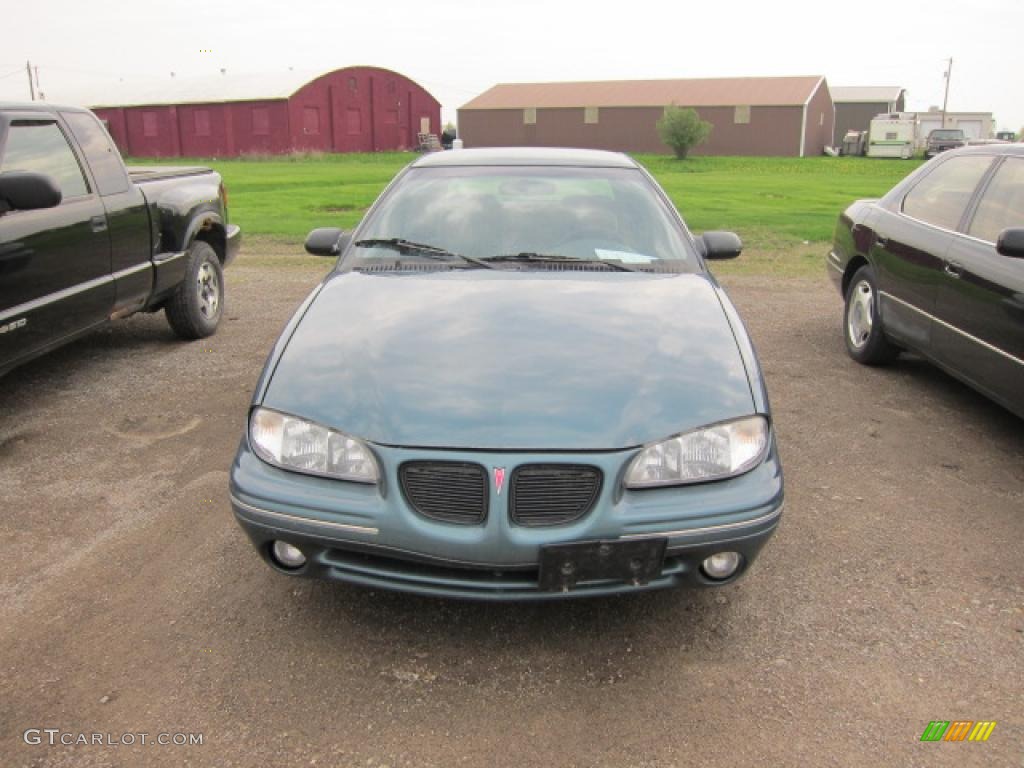 1996 Grand Am SE Sedan - Medium Green Blue Metallic / Pewter photo #3