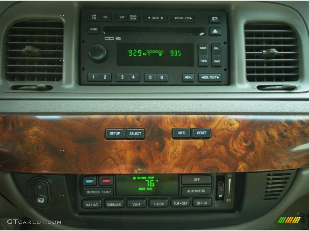 2007 Mercury Grand Marquis LS Controls Photo #49199966