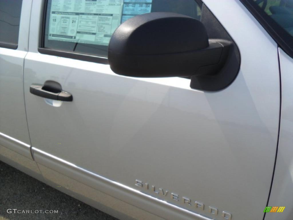 2011 Silverado 1500 LT Extended Cab 4x4 - Sheer Silver Metallic / Ebony photo #22