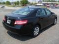 Black - Camry LE Photo No. 4