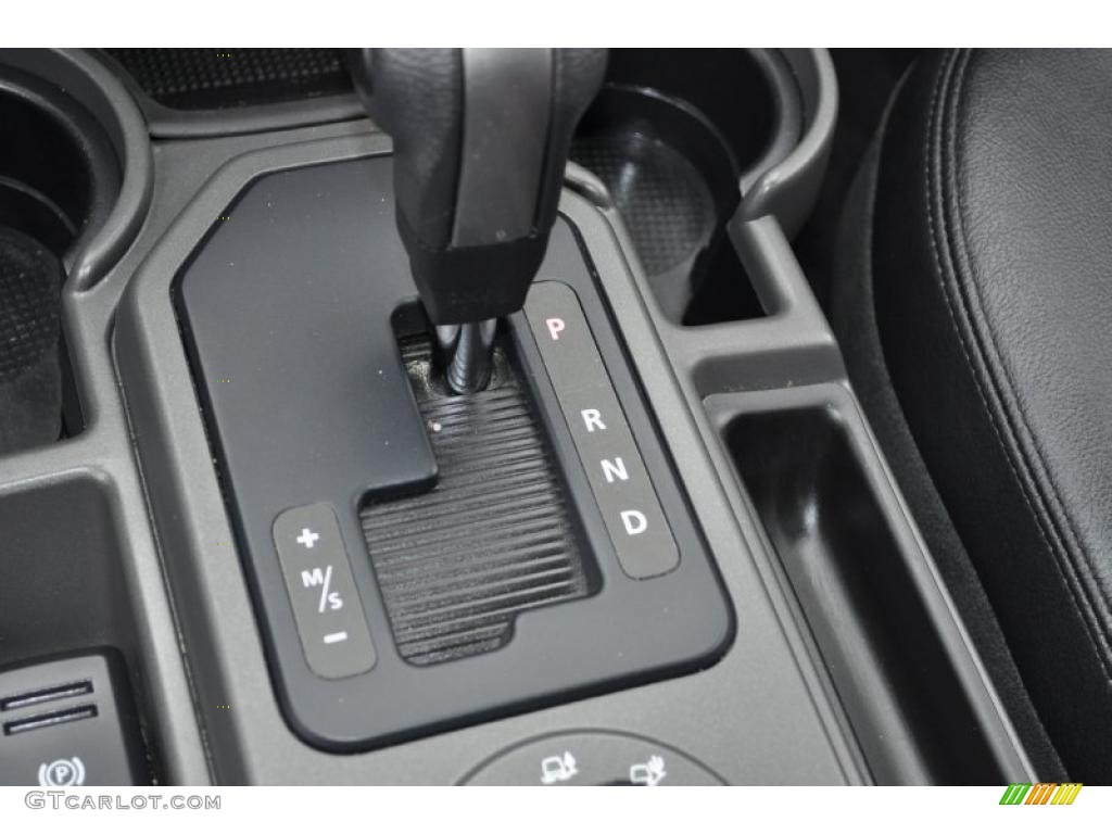 2006 Land Rover LR3 V8 SE 6 Speed CommandShift Automatic Transmission Photo #49205306