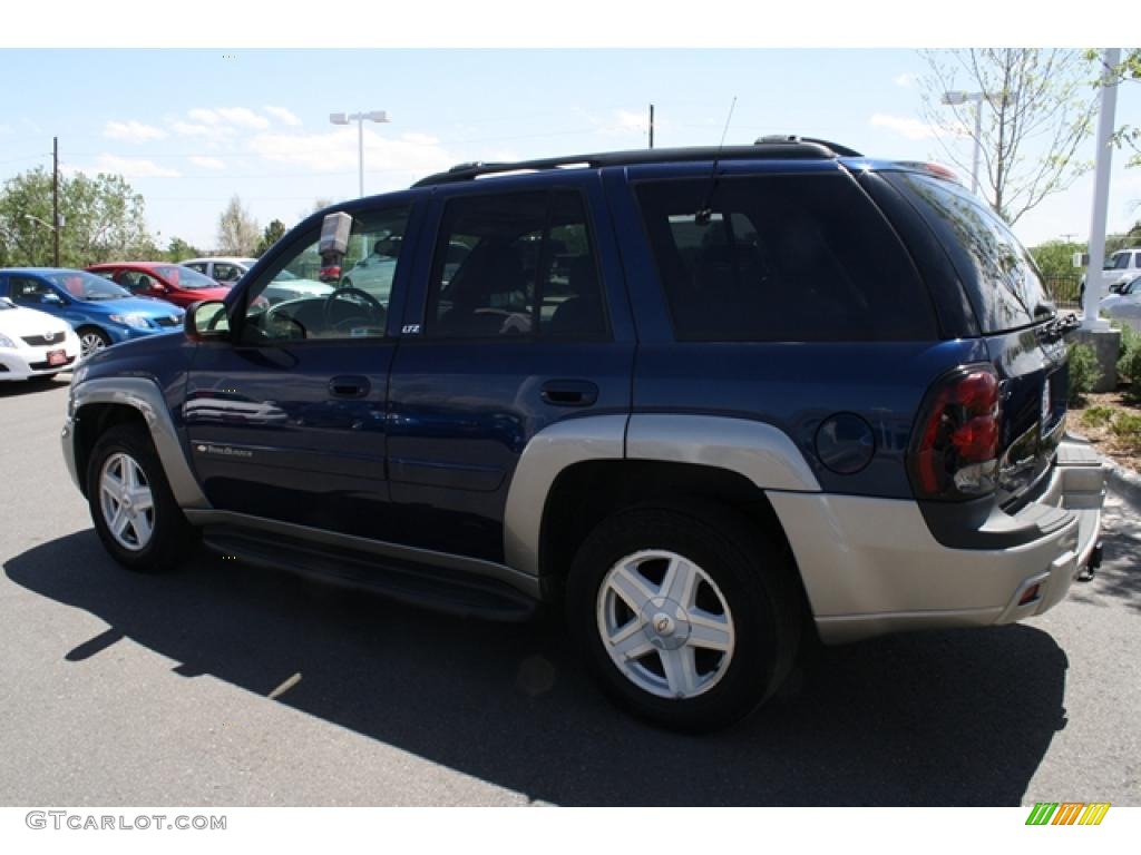 2002 TrailBlazer LS 4x4 - Indigo Blue Metallic / Dark Pewter photo #4