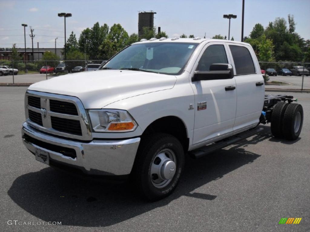 Bright White 2011 Dodge Ram 3500 HD ST Crew Cab 4x4 Chassis Exterior Photo #49208267
