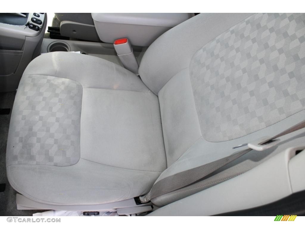 2005 Equinox LT AWD - Summit White / Light Gray photo #11