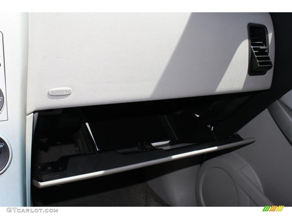 2005 Equinox LT AWD - Summit White / Light Gray photo #24