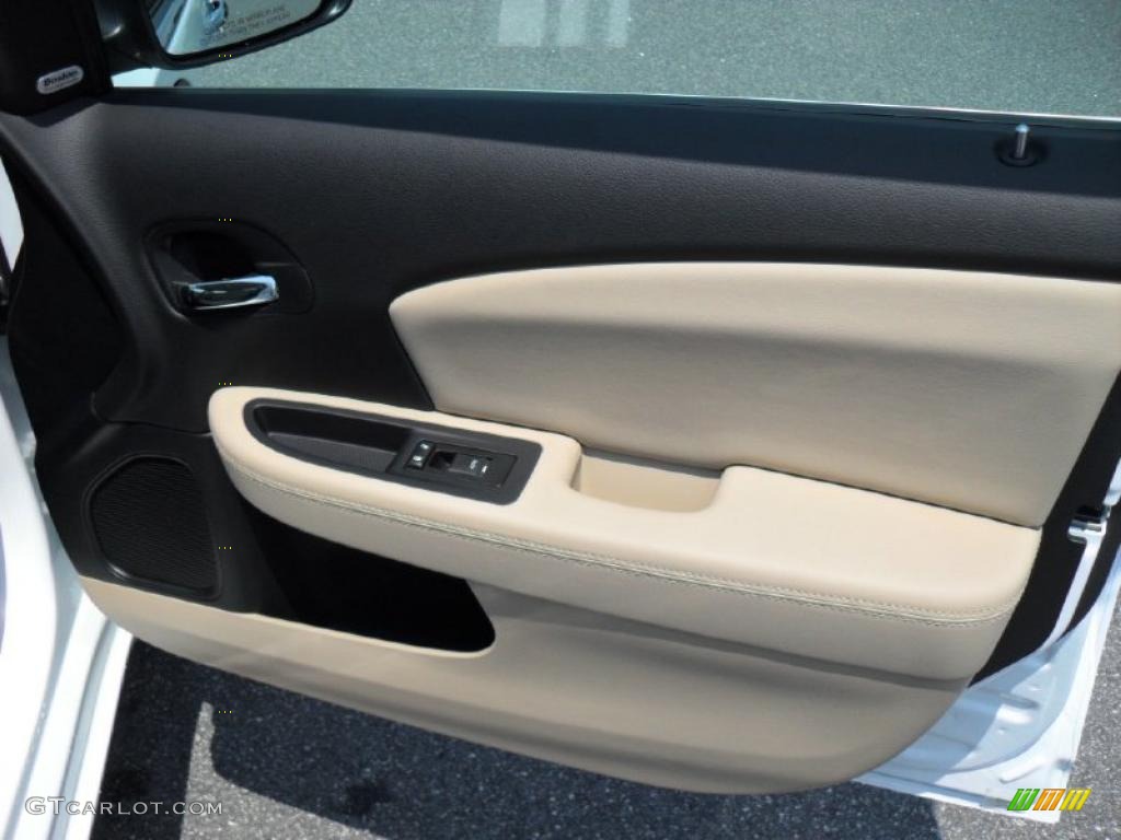 2011 Chrysler 200 Limited Black/Light Frost Beige Door Panel Photo #49209620