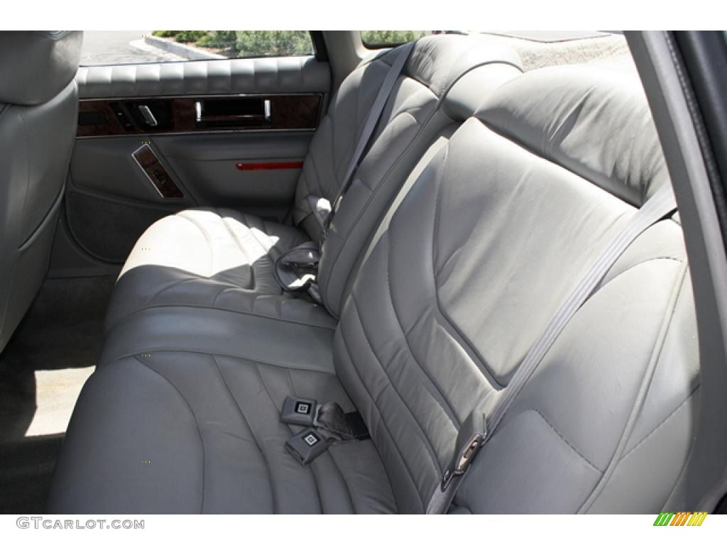 1993 Regal Custom Sedan - Light Sapphire Blue Metallic / Gray photo #13