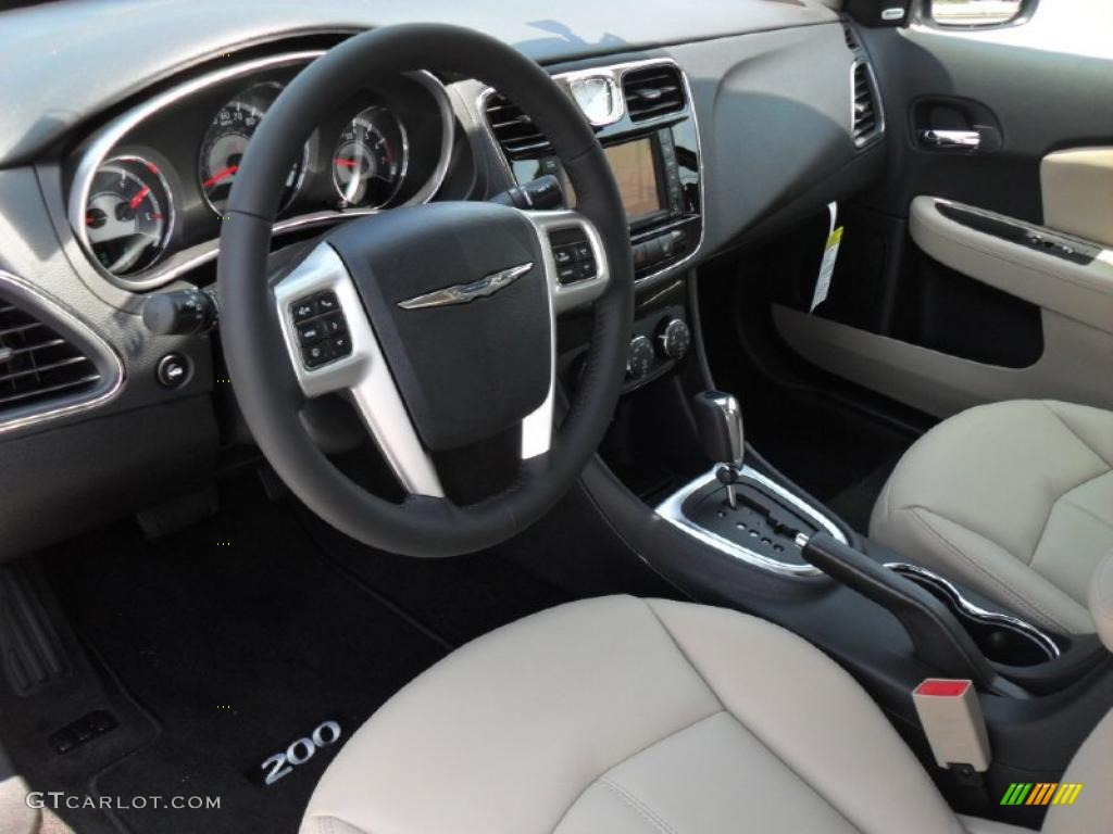 Black/Light Frost Beige Interior 2011 Chrysler 200 Limited Photo #49209683