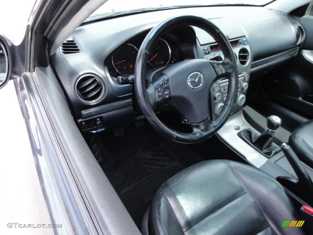 Gray Interior 2004 Mazda MAZDA6 s Sedan Photo #49212263