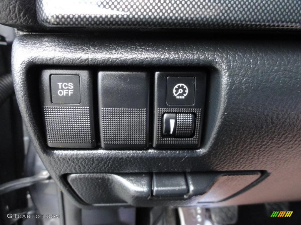 2004 Mazda MAZDA6 s Sedan Controls Photo #49212878