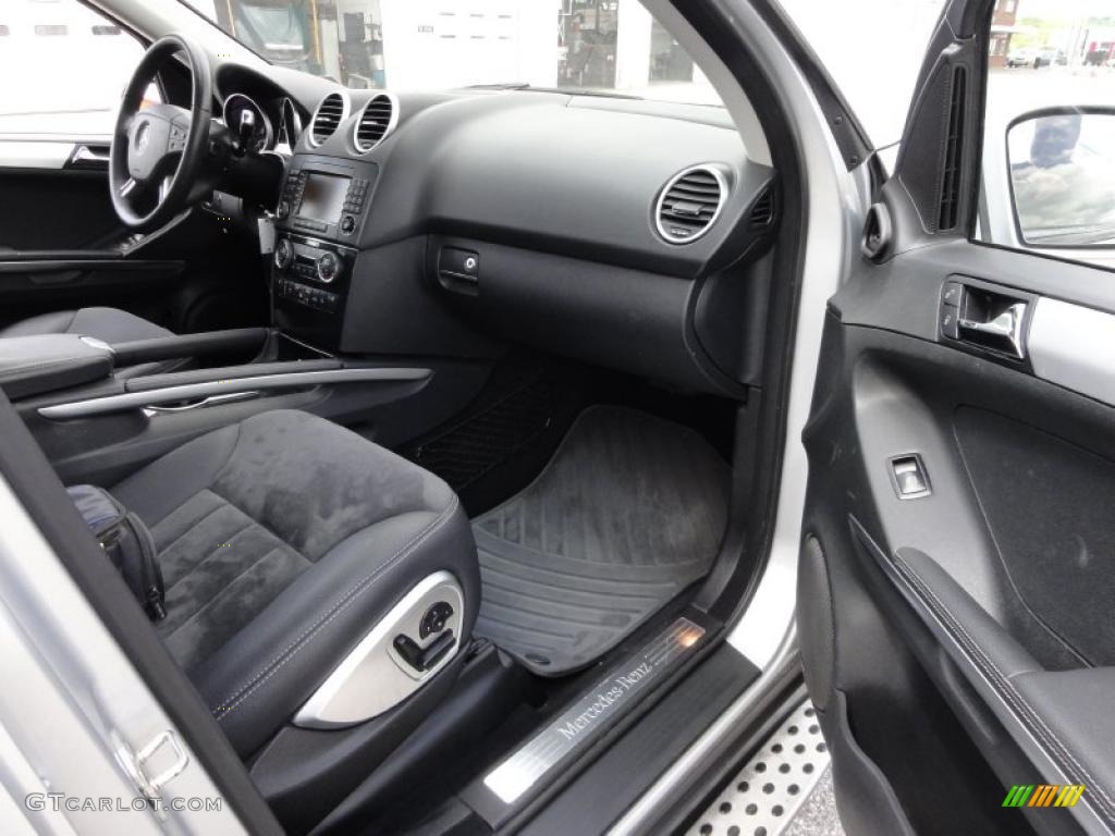 Black Interior 2007 Mercedes-Benz ML 320 CDI 4Matic Photo #49213991