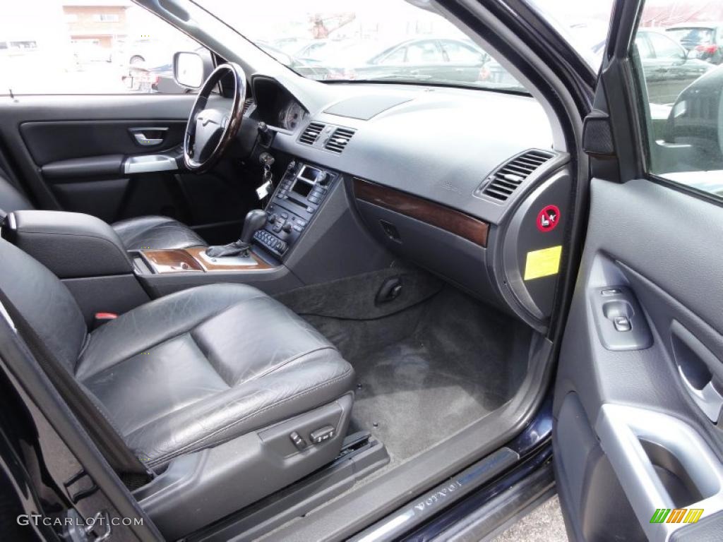 Graphite Interior 2005 Volvo XC90 V8 AWD Photo #49214795