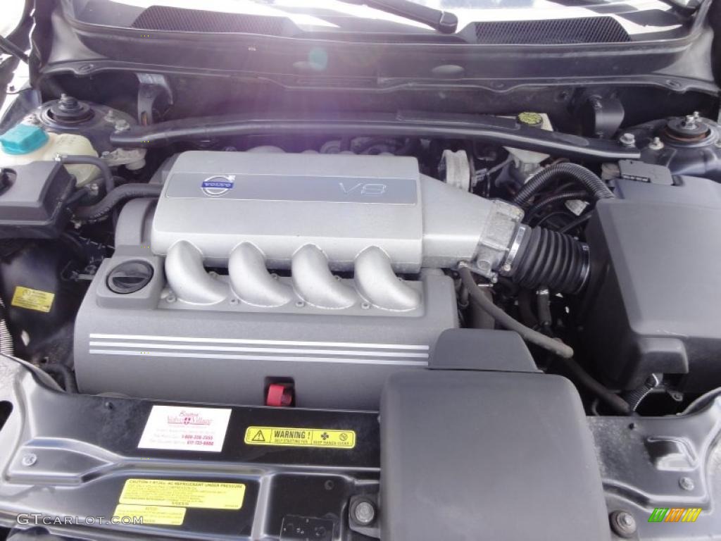 2005 Volvo XC90 V8 AWD 4.4 Liter DOHC 32-Valve V8 Engine Photo #49215113