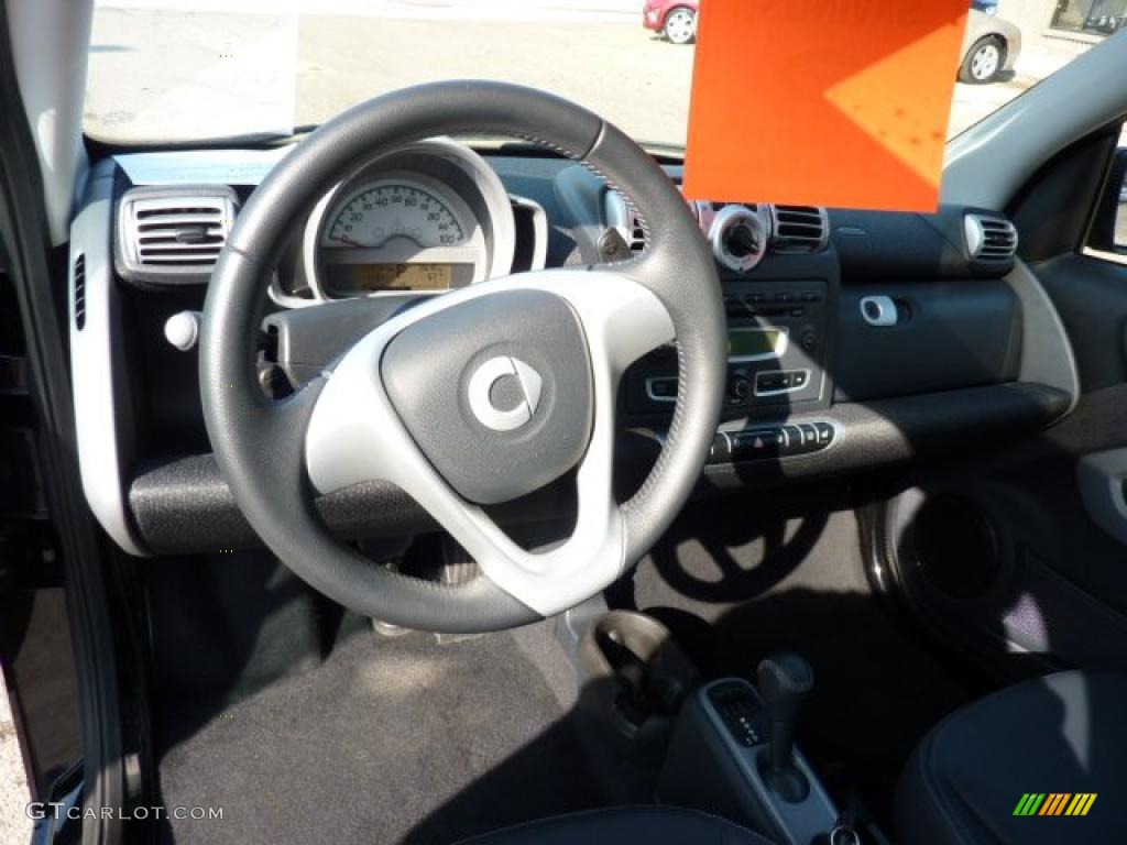 2009 Smart fortwo passion coupe Design Black Dashboard Photo #49215446