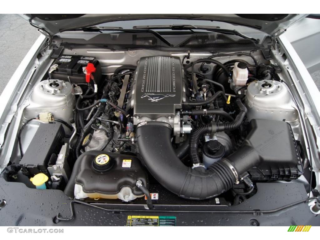 2010 Ford Mustang GT Coupe 4.6 Liter SOHC 24-Valve VVT V8 Engine Photo #49216302