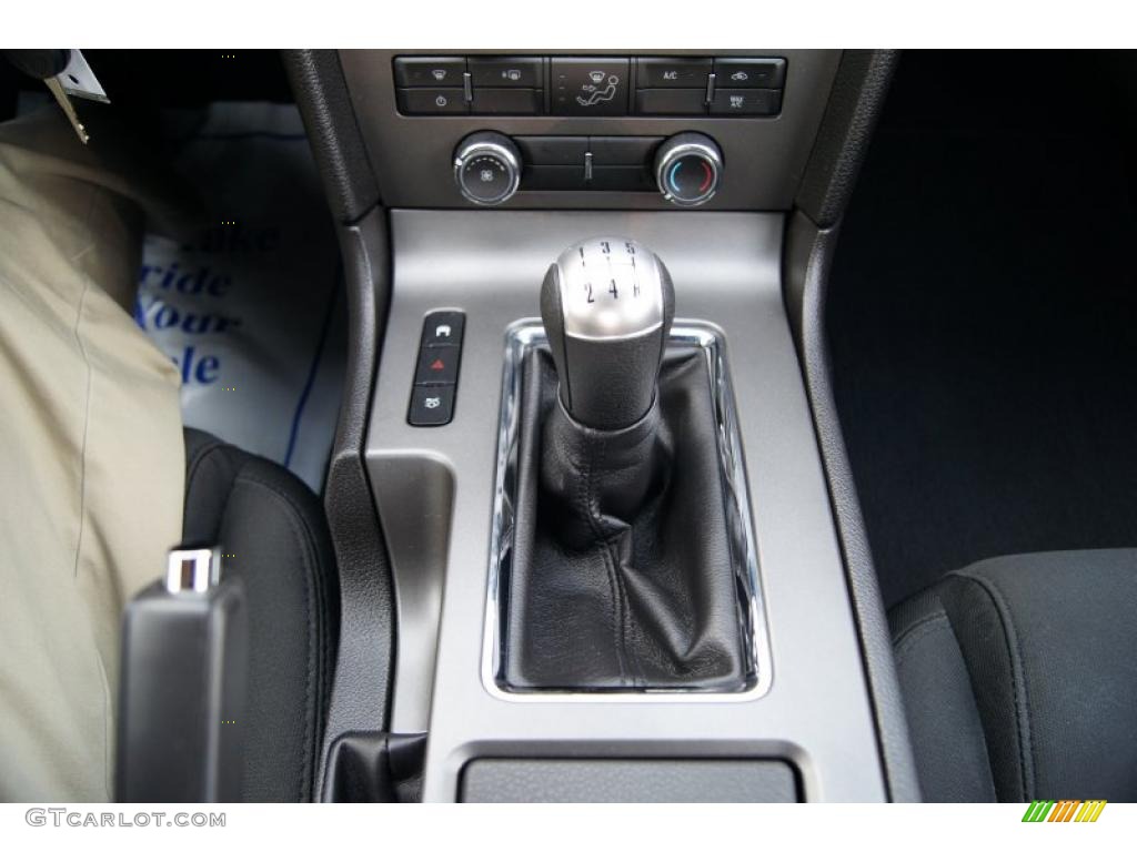 2010 Ford Mustang GT Coupe 5 Speed Manual Transmission Photo #49216484