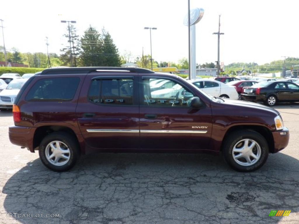 2006 Envoy XL SLT 4x4 - Cranberry Red Metallic / Ebony Black photo #5