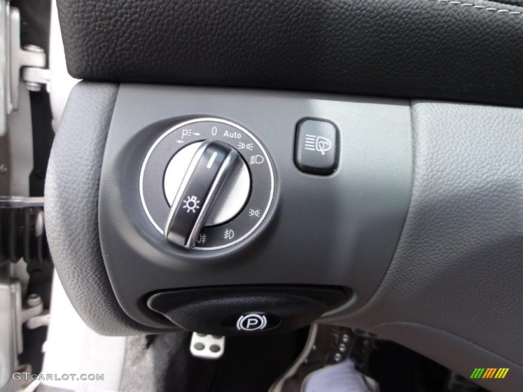 2003 Mercedes-Benz SL 55 AMG Roadster Controls Photo #49217606