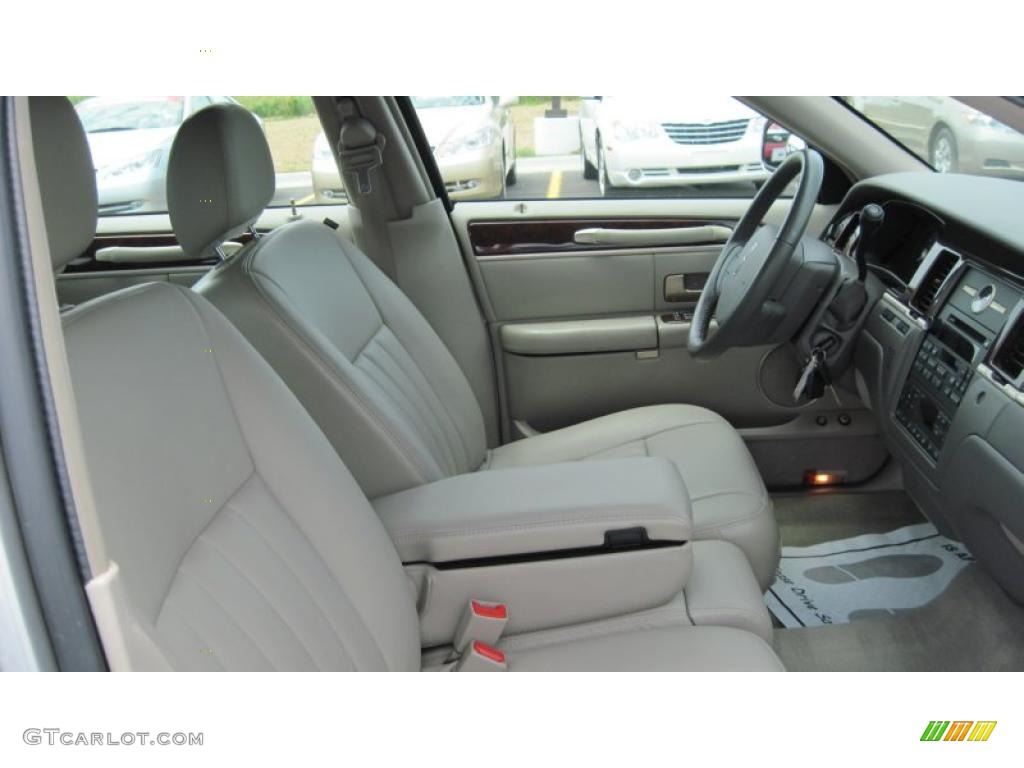 Dove Interior 2007 Lincoln Town Car Signature Photo #49223852