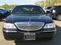 2010 Black Lincoln Town Car Signature Limited  photo #16