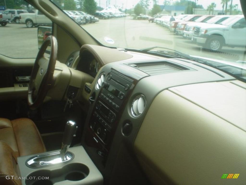 2007 F150 King Ranch SuperCrew - Oxford White / Castano Brown Leather photo #22