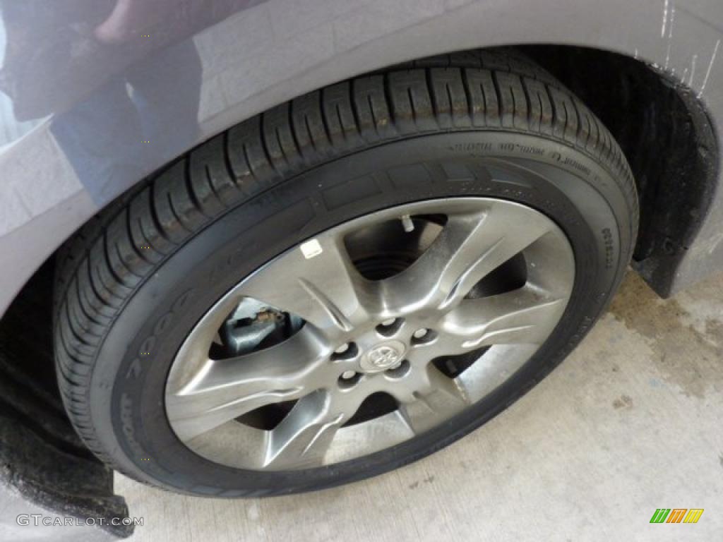 2011 Toyota Sienna SE Wheel Photo #49227251