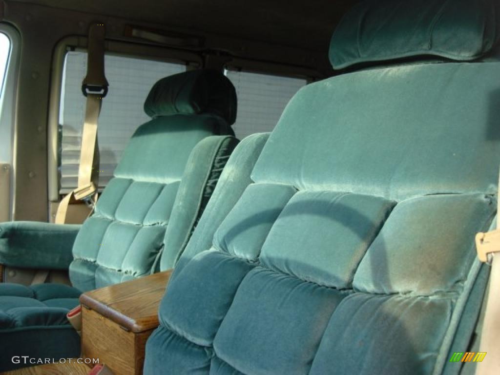 1996 Ram Van 2500 Passenger Conversion - Stone White / Beige photo #9