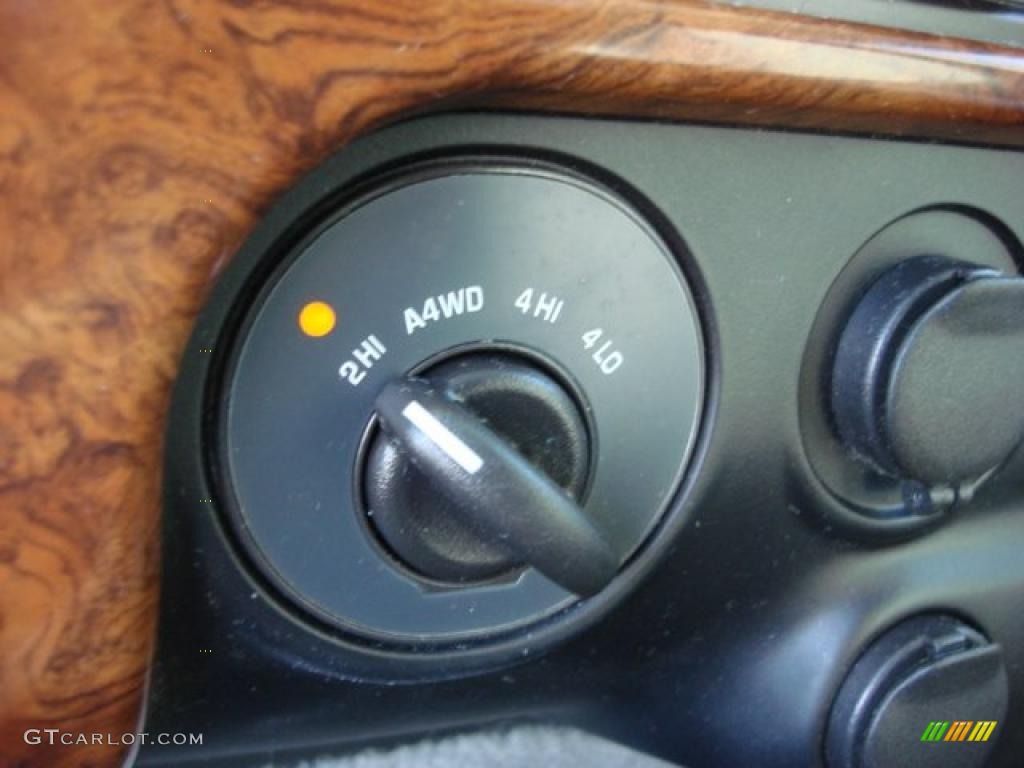 2005 Isuzu Ascender S 4x4 Controls Photo #49228247