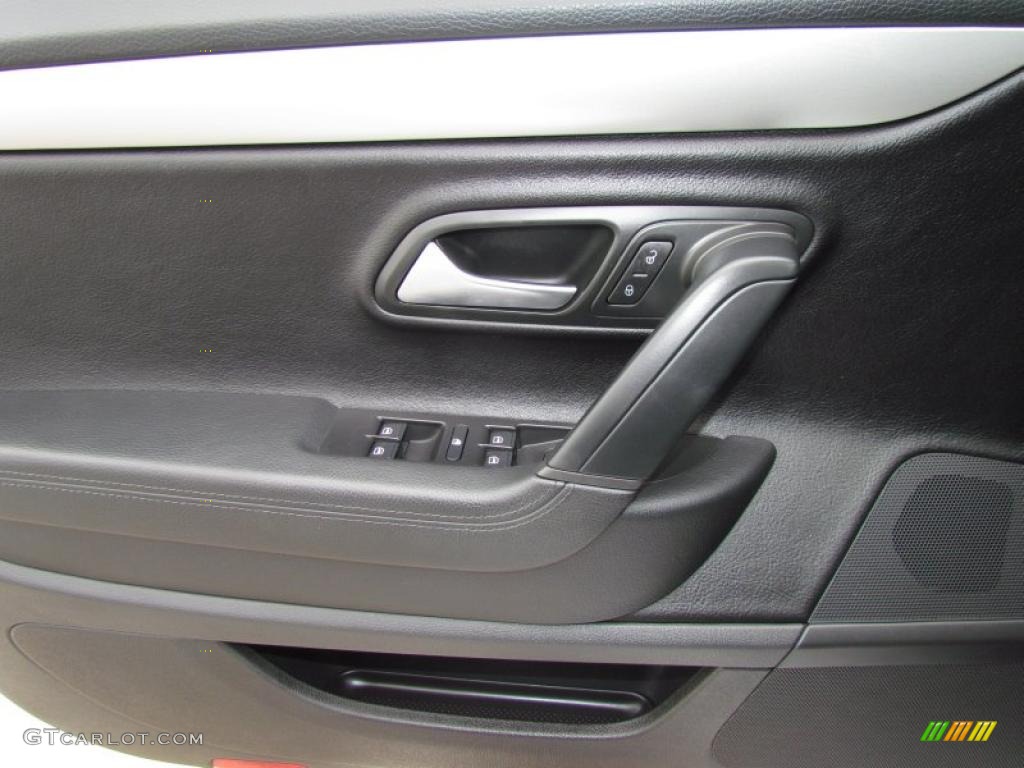 2009 Volkswagen CC Sport Black Door Panel Photo #49228337