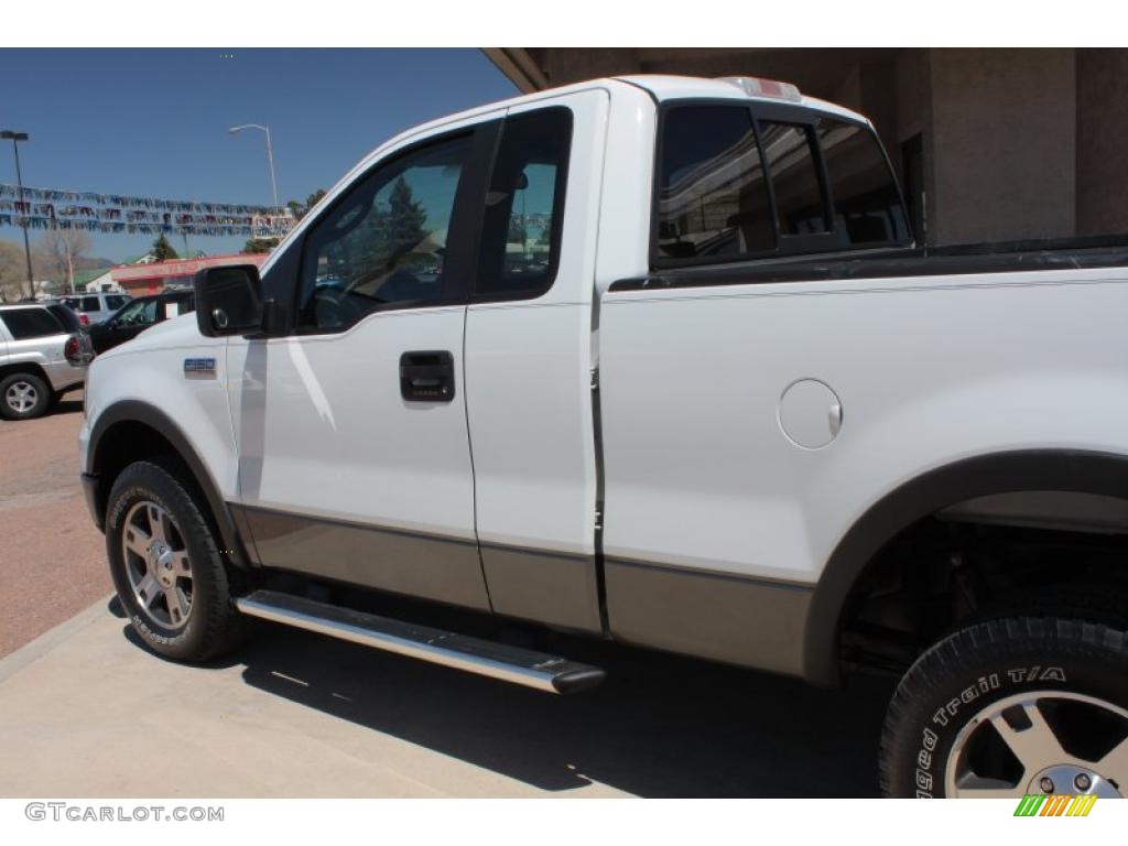 2005 F150 FX4 Regular Cab 4x4 - Oxford White / Medium Flint/Dark Flint Grey photo #18