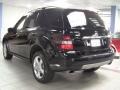 Black - ML 350 4Matic Photo No. 4