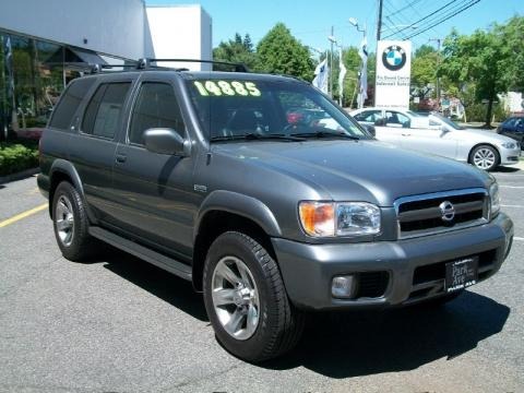 2004 Nissan Pathfinder LE Platinum 4x4 Data, Info and Specs