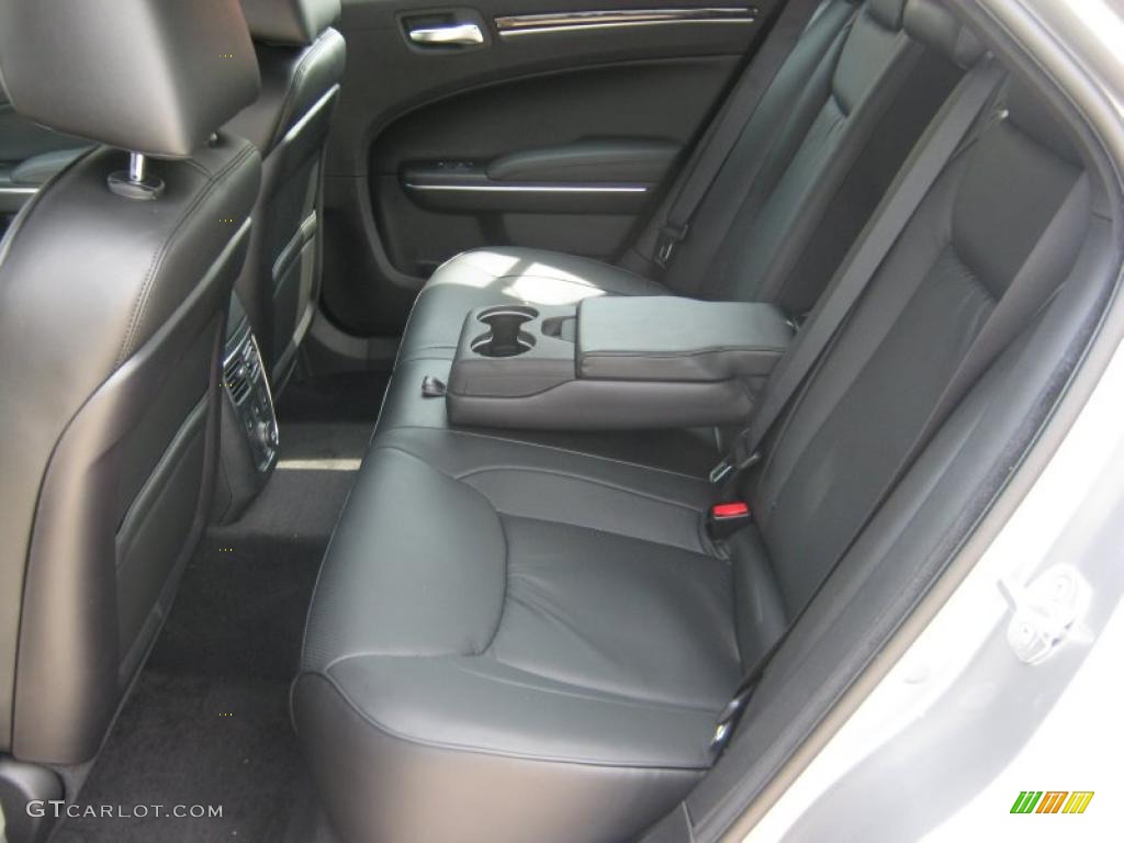 Black Interior 2011 Chrysler 300 Limited Photo #49231538