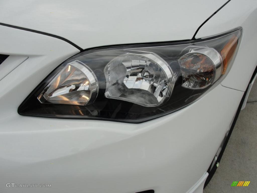 2011 Corolla S - Super White / Dark Charcoal photo #9
