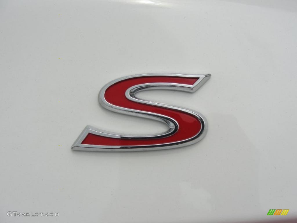 2011 Corolla S - Super White / Dark Charcoal photo #16