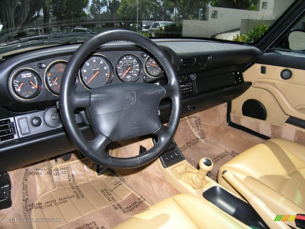 Cashmere Beige/Black Interior 1995 Porsche 911 Carrera Coupe Photo #49235267