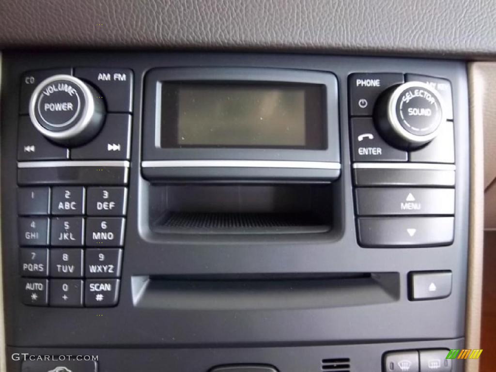 2011 Volvo XC90 3.2 AWD Controls Photo #49235592