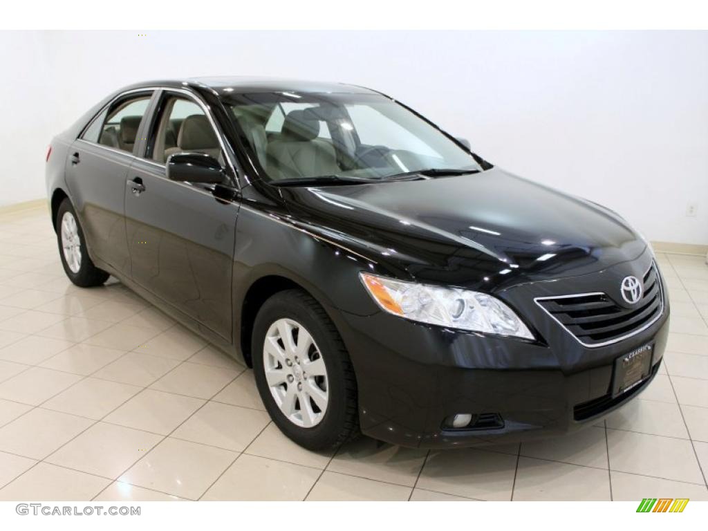 2007 Camry XLE - Black / Bisque photo #1