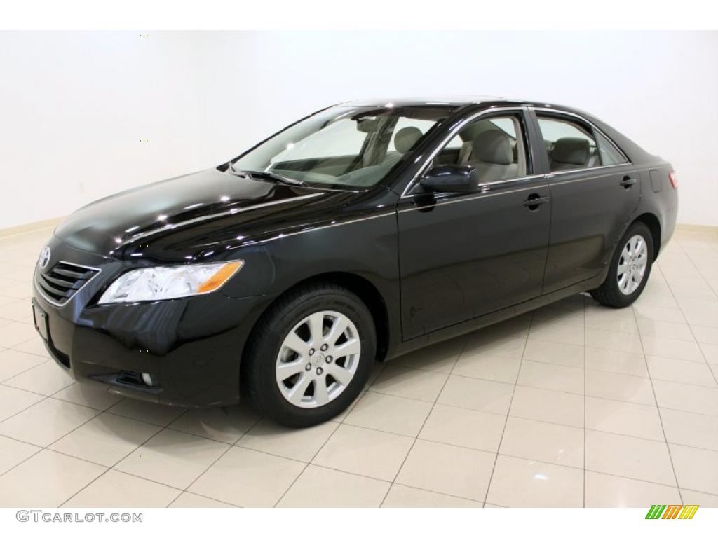 2007 Camry XLE - Black / Bisque photo #3