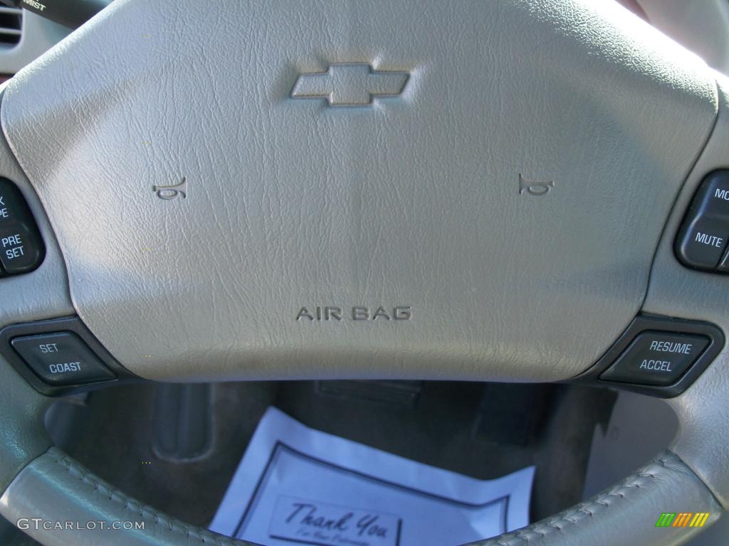 2003 Impala  - White / Medium Gray photo #13