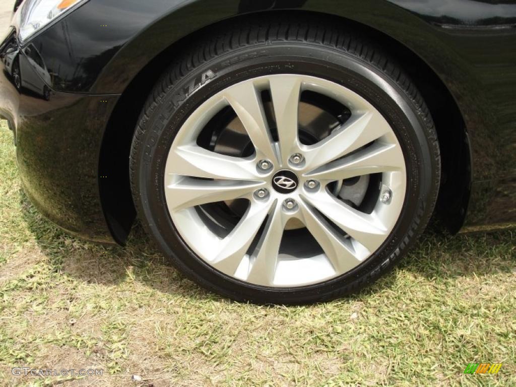 2011 Hyundai Genesis Coupe 2.0T Premium Wheel Photo #49236735