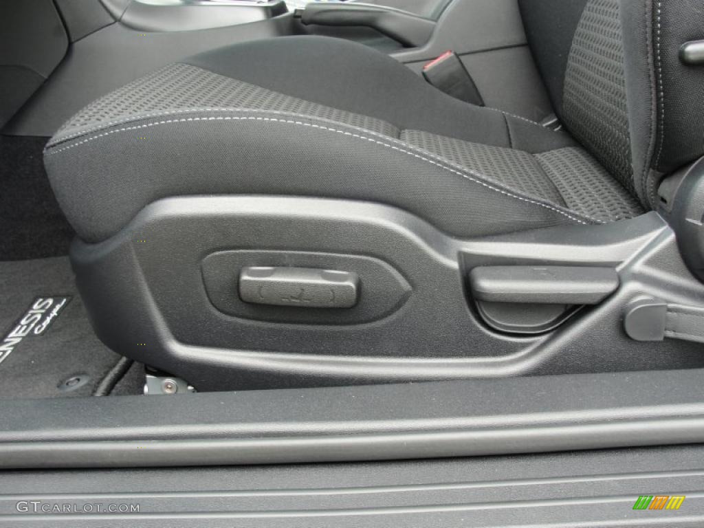 Black Cloth Interior 2011 Hyundai Genesis Coupe 2.0T Premium Photo #49236873