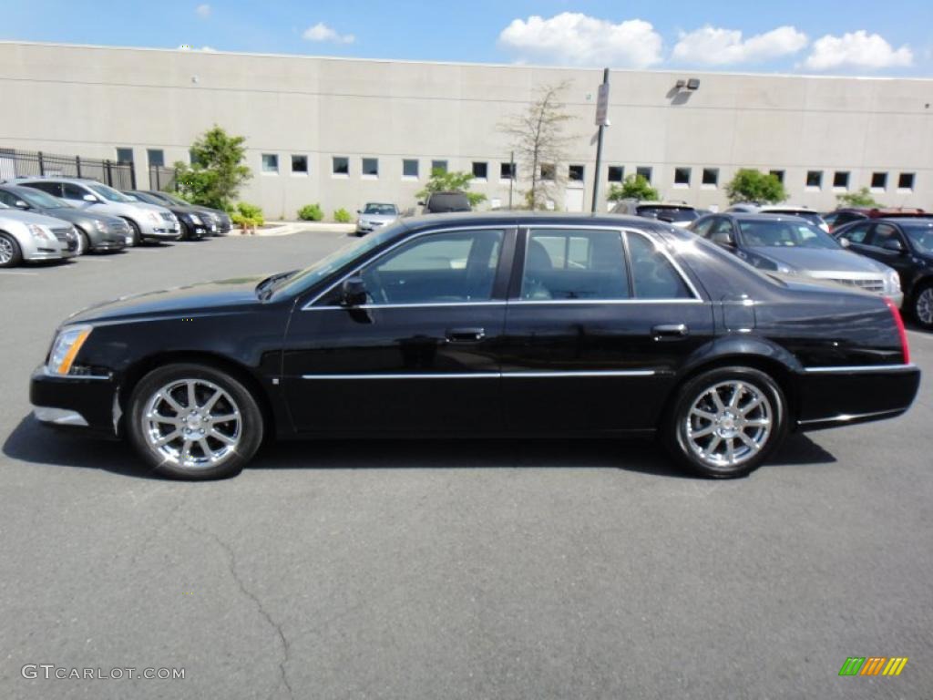 Black Raven 2009 Cadillac DTS Standard DTS Model Exterior Photo #49238232