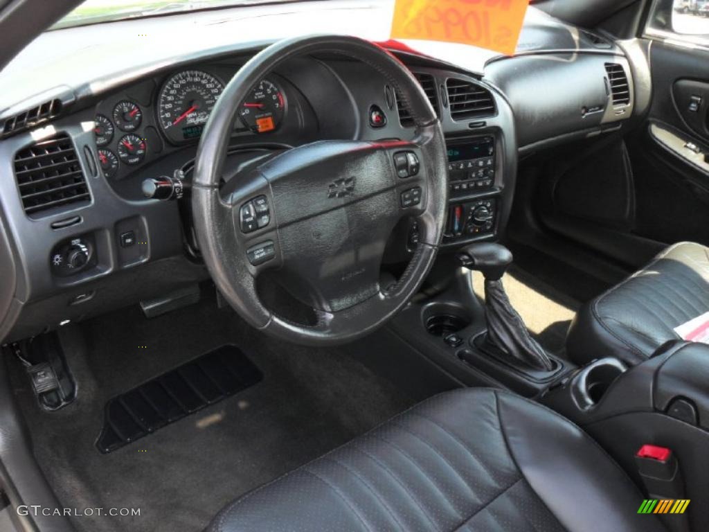 Ebony Black Interior 2004 Chevrolet Monte Carlo Intimidator SS Photo #49238604