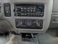 2001 Chevrolet S10 LS Extended Cab Controls