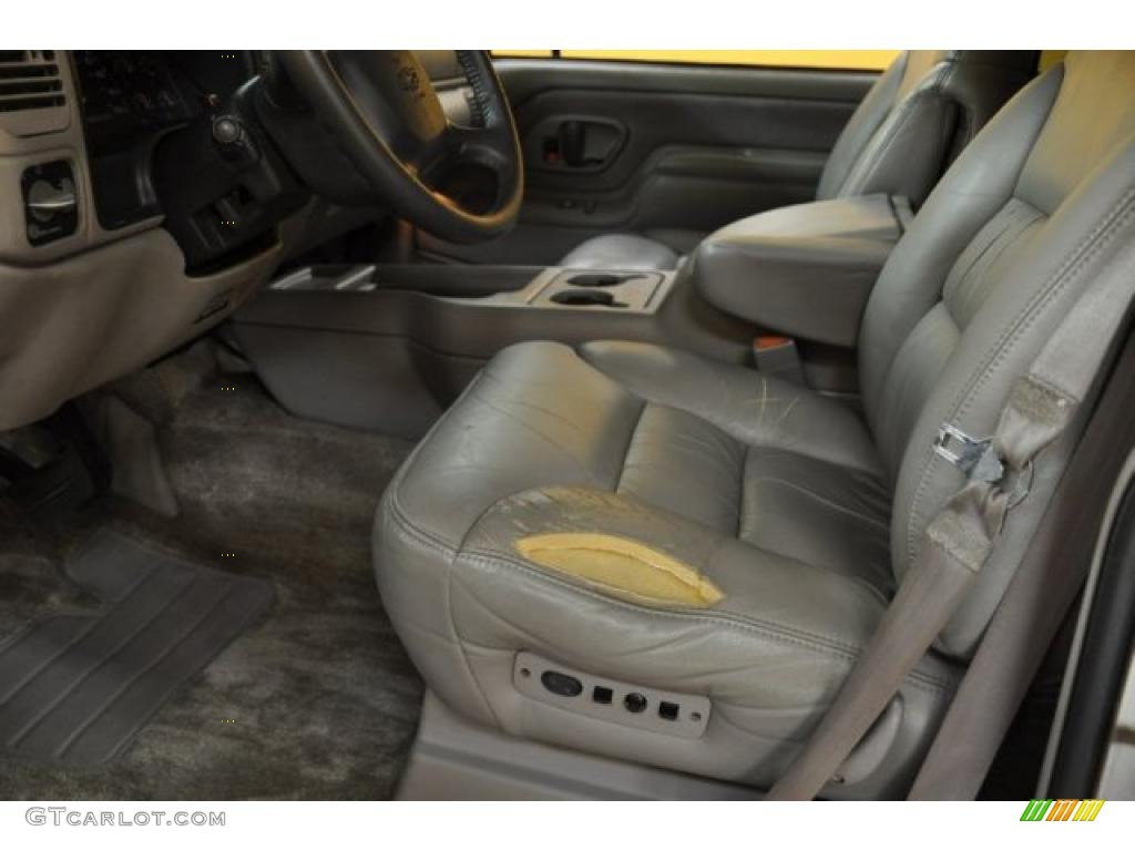 Gray Interior 1999 Chevrolet Suburban K1500 LT 4x4 Photo #49241895