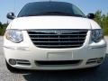 2007 Stone White Chrysler Town & Country Limited  photo #54
