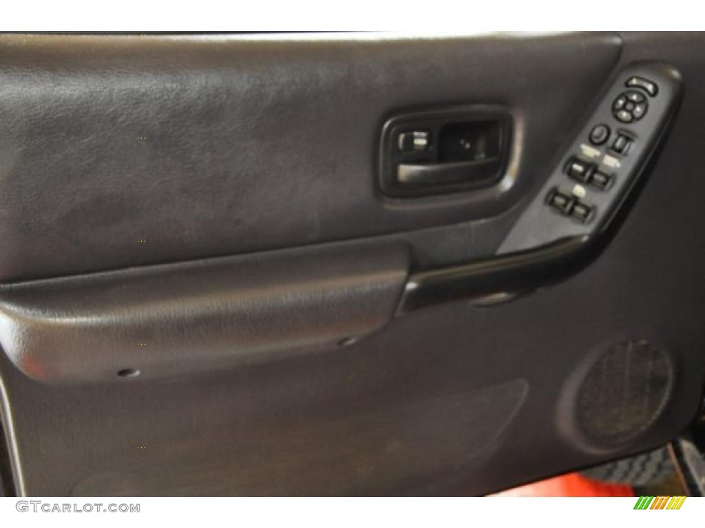 2000 Cherokee Sport 4x4 - Black / Agate Black photo #10