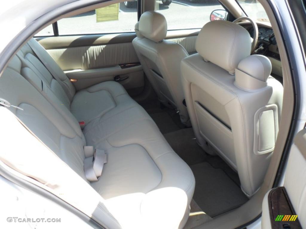 Light Cashmere Interior 2005 Buick Park Avenue Standard Park Avenue Model Photo #49243539