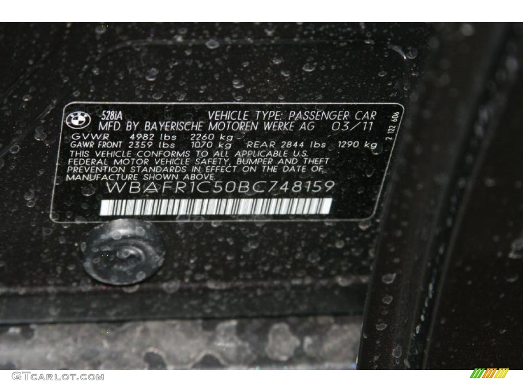 2011 5 Series 528i Sedan - Dark Graphite Metallic / Black photo #6
